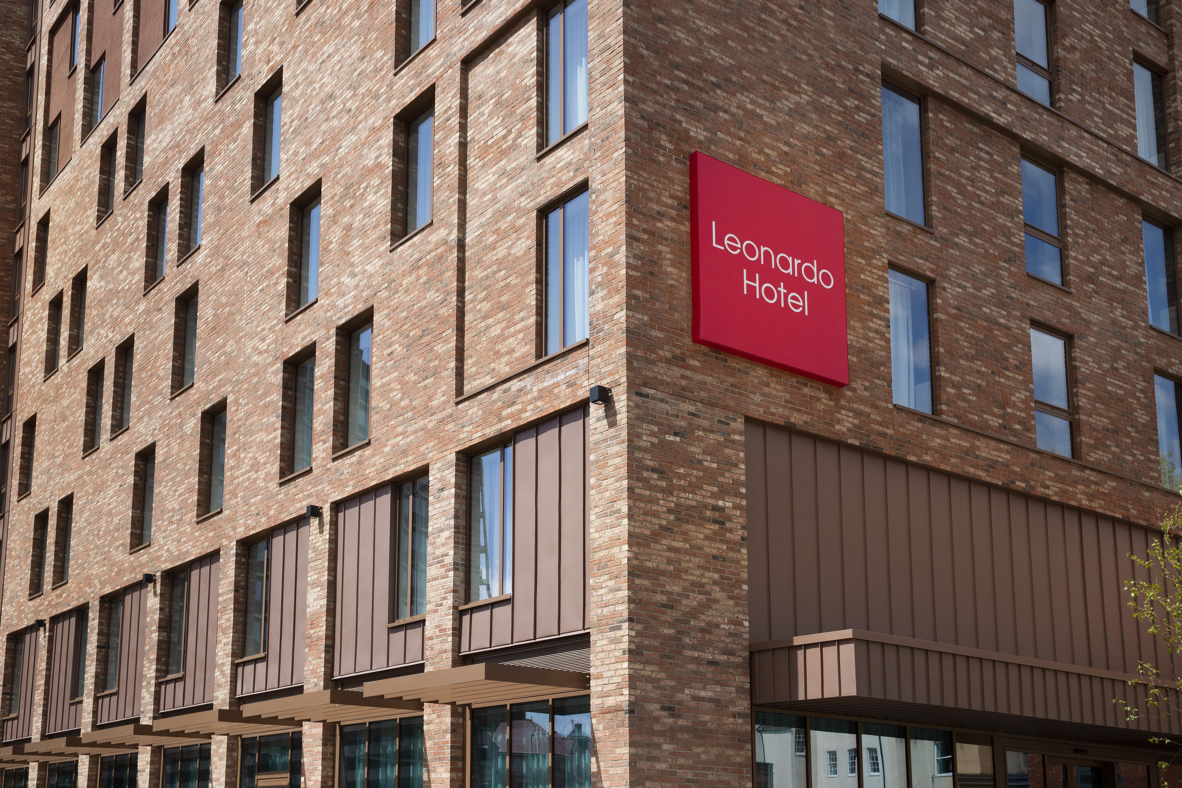 Hotel Leonardo